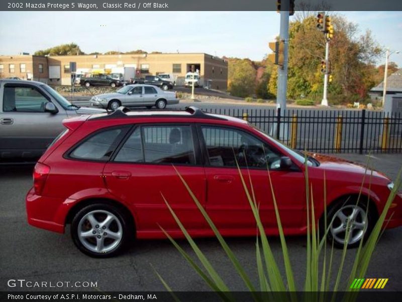 Classic Red / Off Black 2002 Mazda Protege 5 Wagon