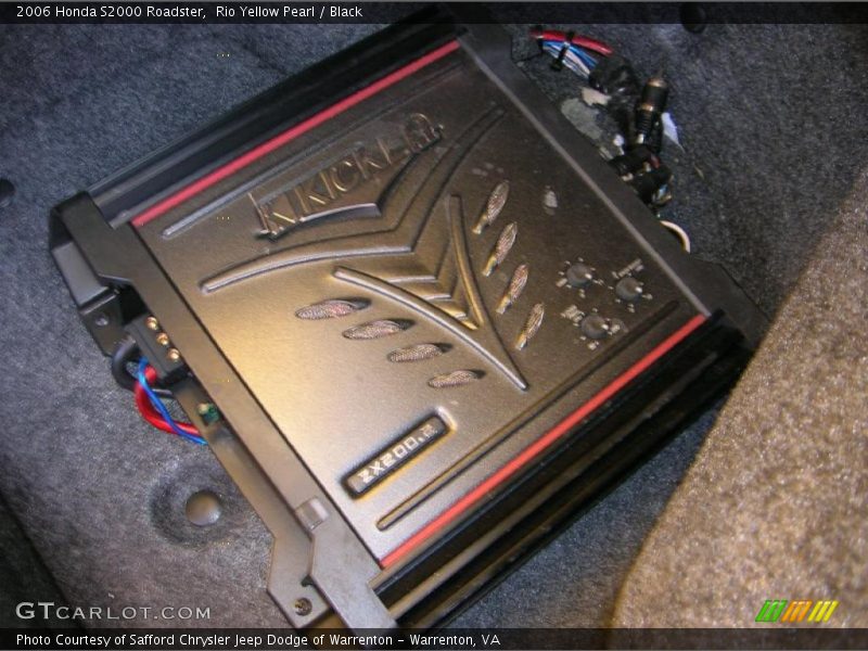 Rio Yellow Pearl / Black 2006 Honda S2000 Roadster