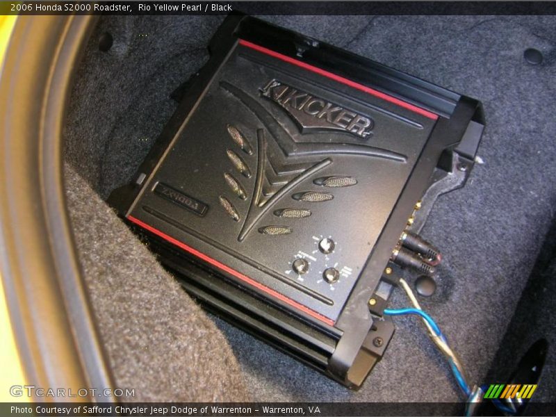 Rio Yellow Pearl / Black 2006 Honda S2000 Roadster