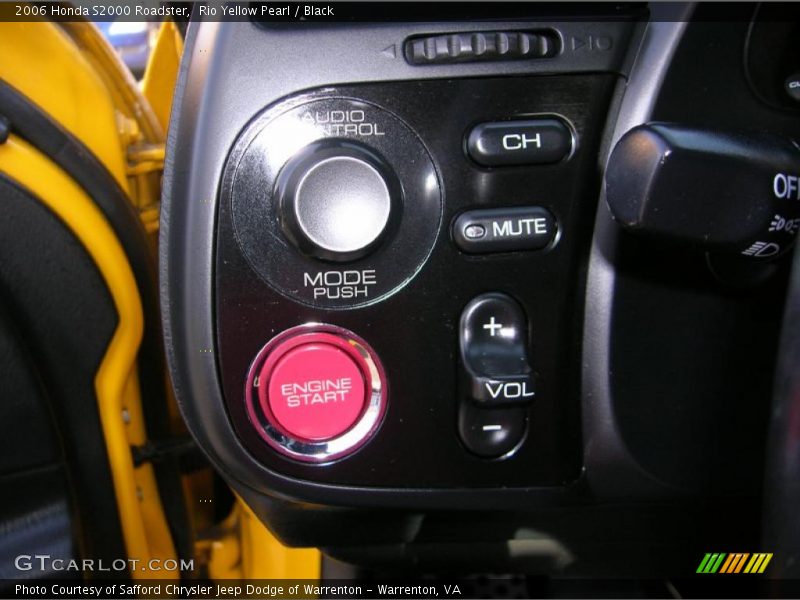 Controls of 2006 S2000 Roadster