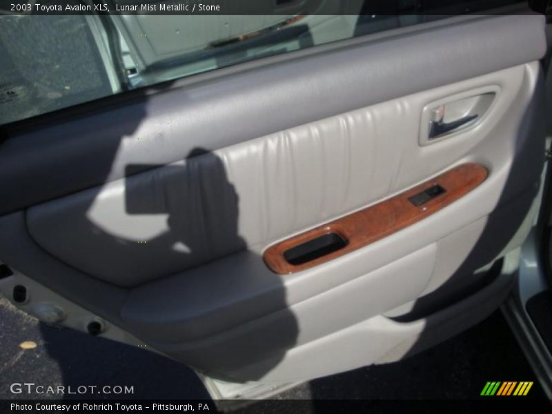 Lunar Mist Metallic / Stone 2003 Toyota Avalon XLS