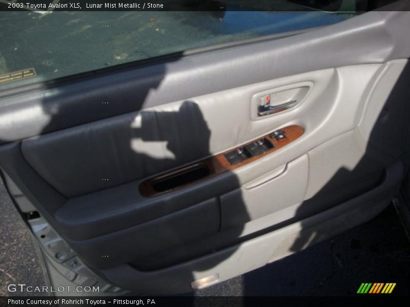 Lunar Mist Metallic / Stone 2003 Toyota Avalon XLS
