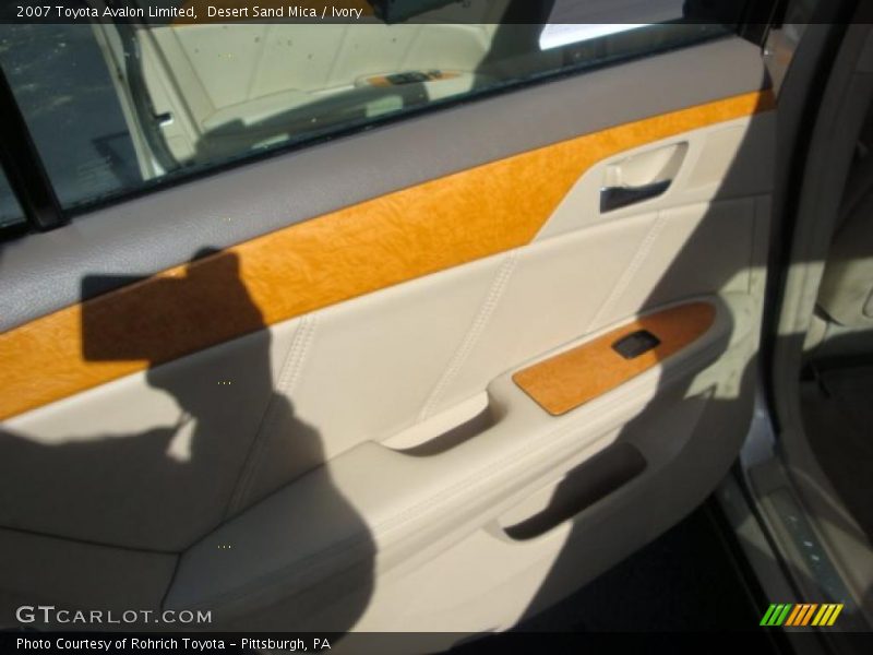 Desert Sand Mica / Ivory 2007 Toyota Avalon Limited