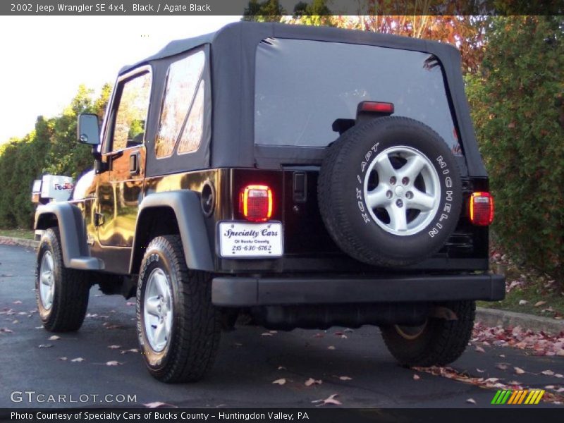 Black / Agate Black 2002 Jeep Wrangler SE 4x4