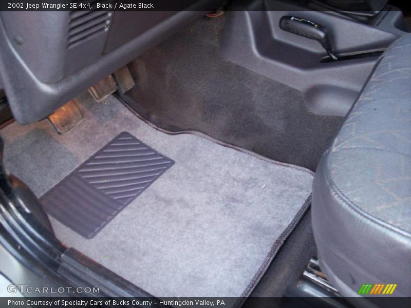 Black / Agate Black 2002 Jeep Wrangler SE 4x4
