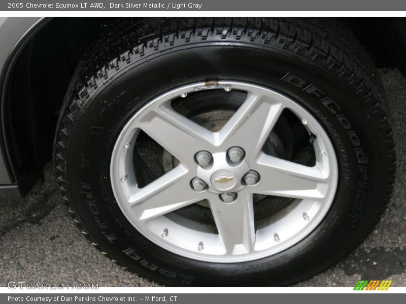  2005 Equinox LT AWD Wheel