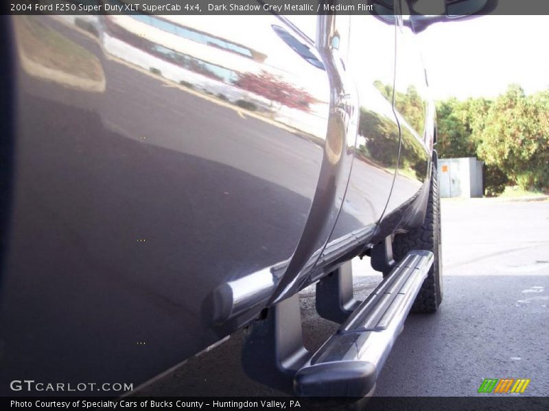 Dark Shadow Grey Metallic / Medium Flint 2004 Ford F250 Super Duty XLT SuperCab 4x4