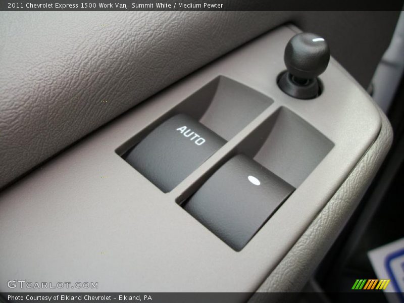 Summit White / Medium Pewter 2011 Chevrolet Express 1500 Work Van
