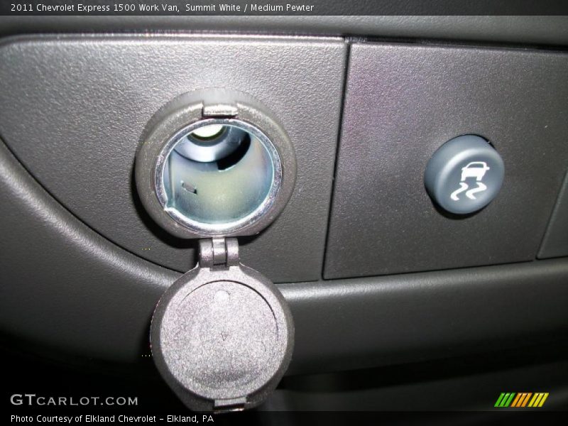 Summit White / Medium Pewter 2011 Chevrolet Express 1500 Work Van