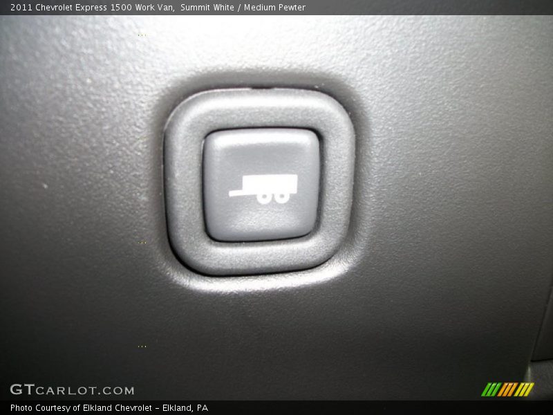 Summit White / Medium Pewter 2011 Chevrolet Express 1500 Work Van
