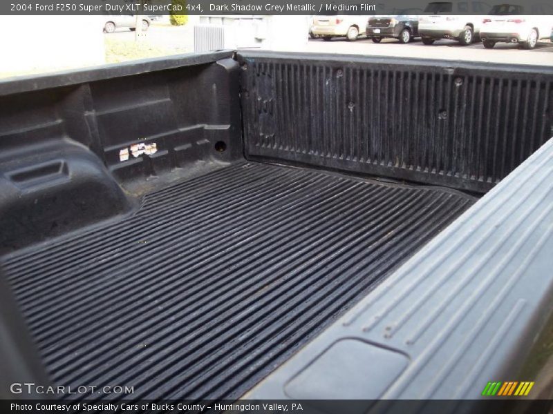 Dark Shadow Grey Metallic / Medium Flint 2004 Ford F250 Super Duty XLT SuperCab 4x4