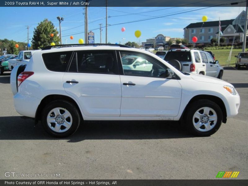 Super White / Ash Gray 2009 Toyota RAV4 I4