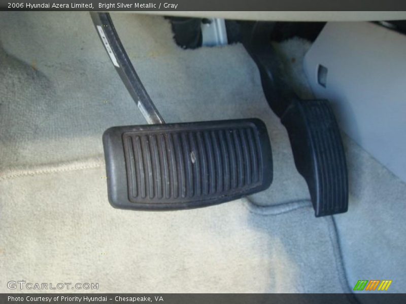 Bright Silver Metallic / Gray 2006 Hyundai Azera Limited