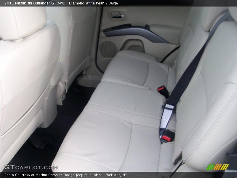  2011 Outlander GT AWD Beige Interior