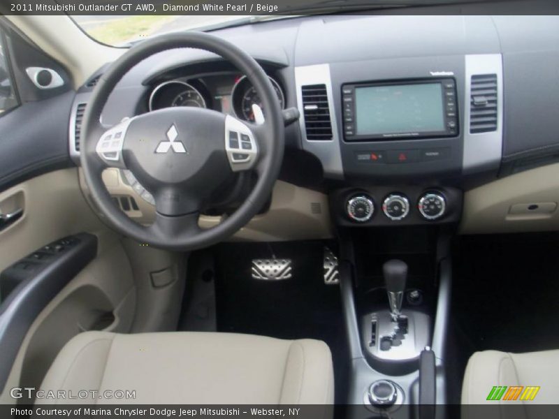 Dashboard of 2011 Outlander GT AWD
