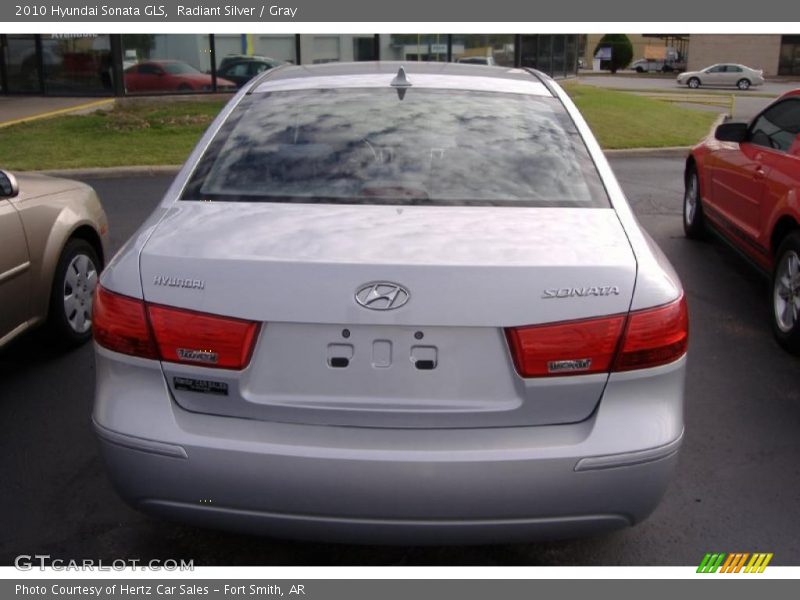 Radiant Silver / Gray 2010 Hyundai Sonata GLS