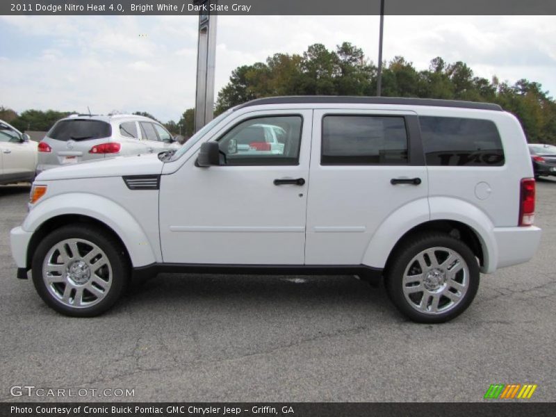 Bright White / Dark Slate Gray 2011 Dodge Nitro Heat 4.0