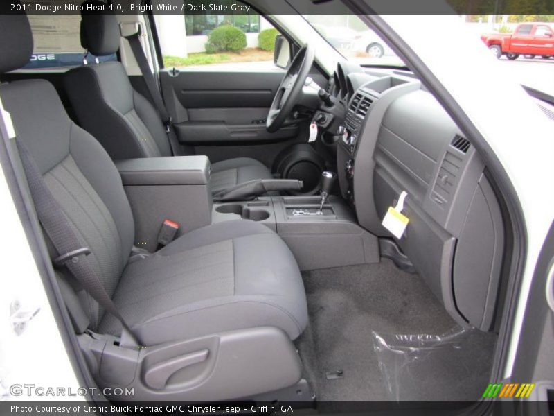 Bright White / Dark Slate Gray 2011 Dodge Nitro Heat 4.0