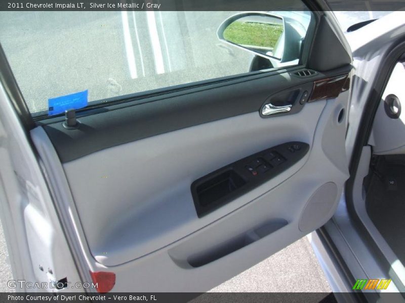 Silver Ice Metallic / Gray 2011 Chevrolet Impala LT