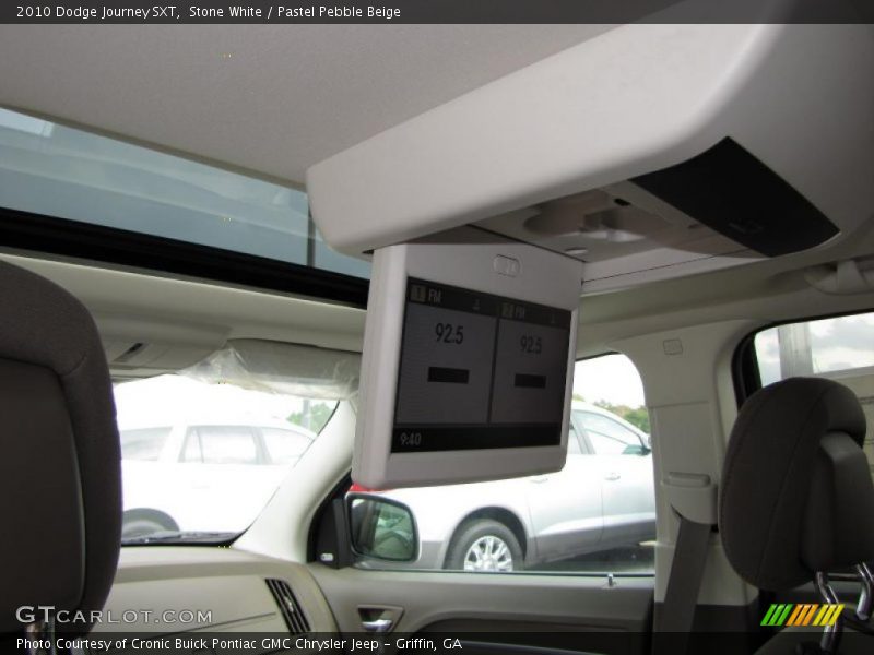 Stone White / Pastel Pebble Beige 2010 Dodge Journey SXT