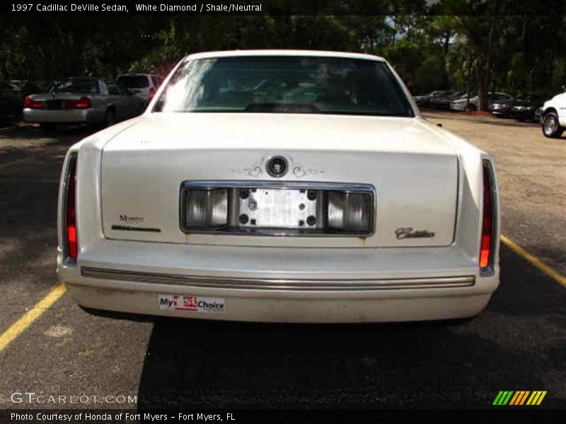 White Diamond / Shale/Neutral 1997 Cadillac DeVille Sedan