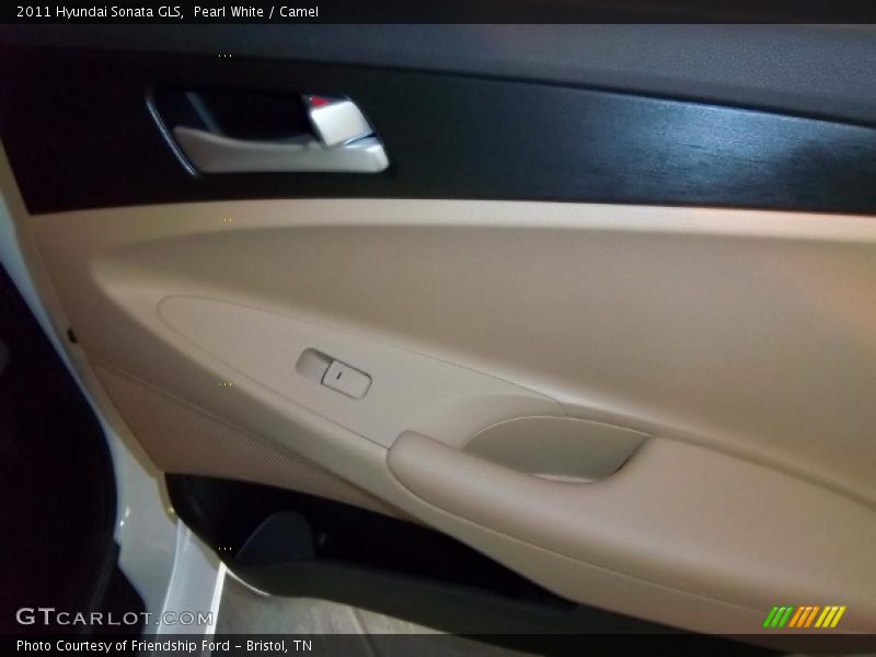 Pearl White / Camel 2011 Hyundai Sonata GLS
