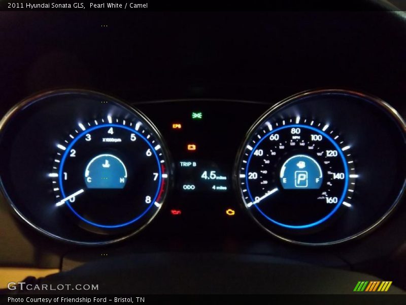 Pearl White / Camel 2011 Hyundai Sonata GLS