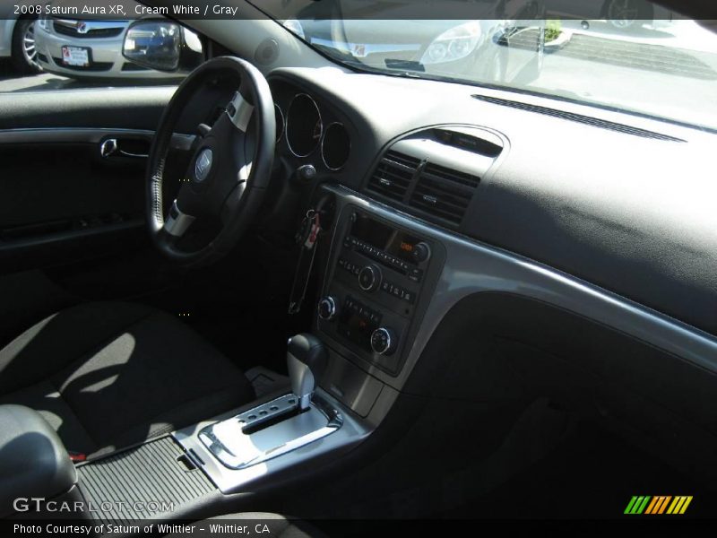 Cream White / Gray 2008 Saturn Aura XR