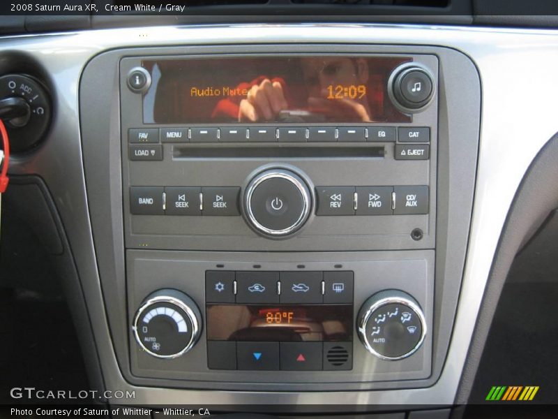 Cream White / Gray 2008 Saturn Aura XR