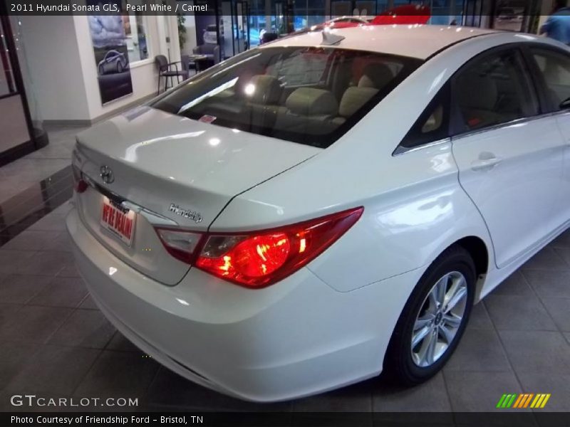 Pearl White / Camel 2011 Hyundai Sonata GLS