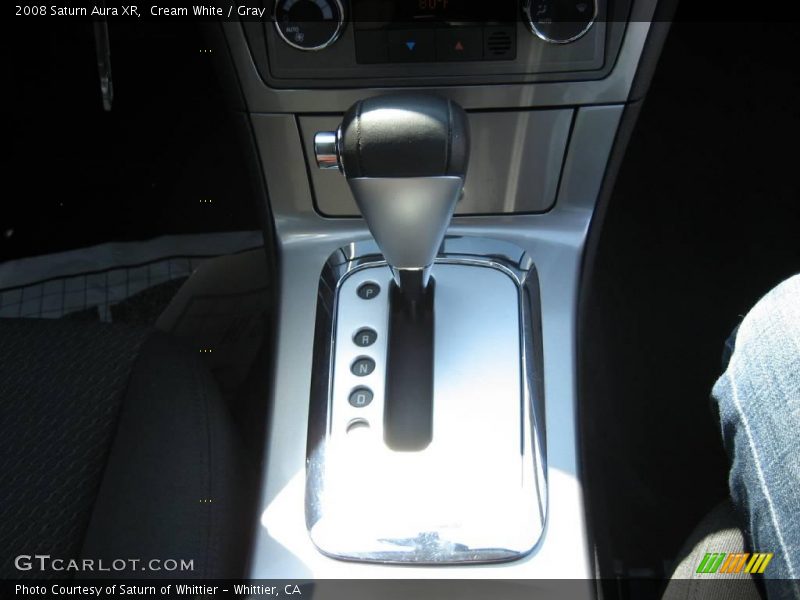 Cream White / Gray 2008 Saturn Aura XR