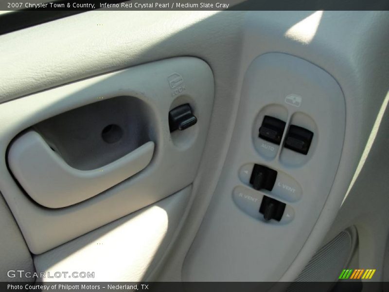 Inferno Red Crystal Pearl / Medium Slate Gray 2007 Chrysler Town & Country