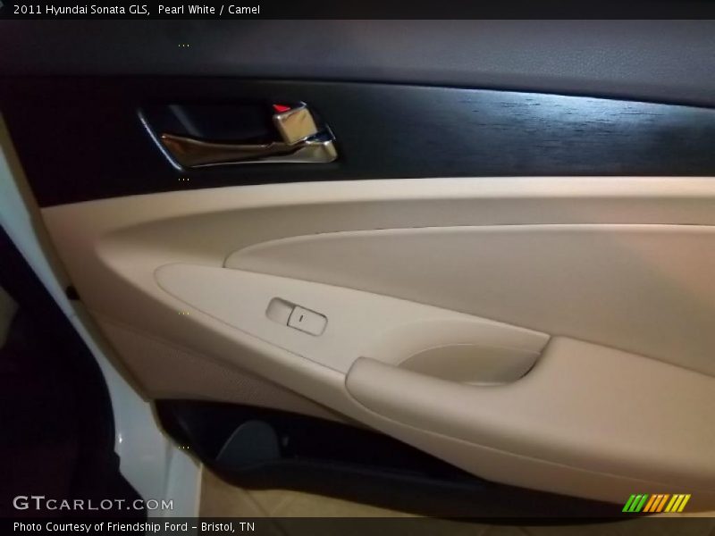 Pearl White / Camel 2011 Hyundai Sonata GLS