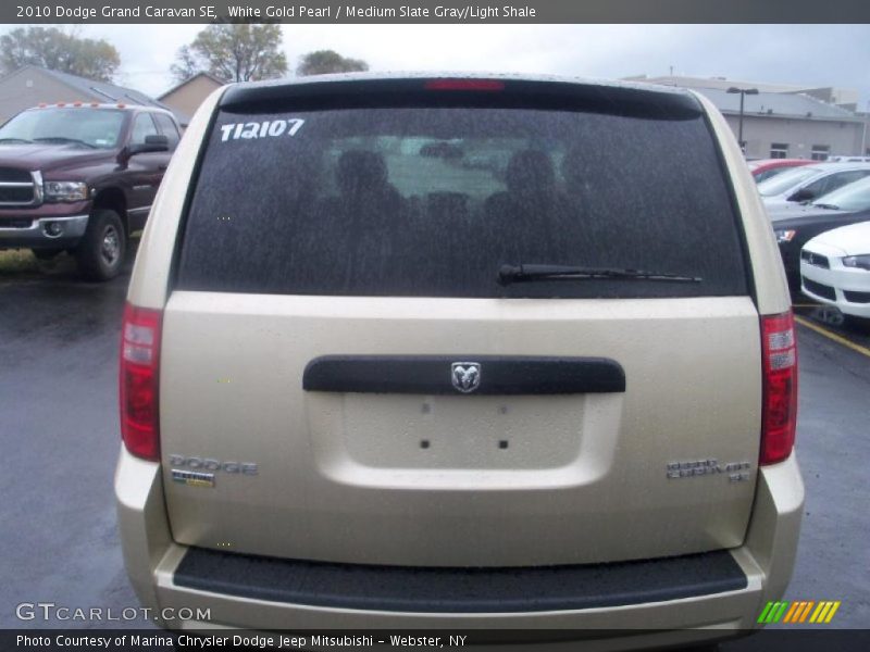 White Gold Pearl / Medium Slate Gray/Light Shale 2010 Dodge Grand Caravan SE