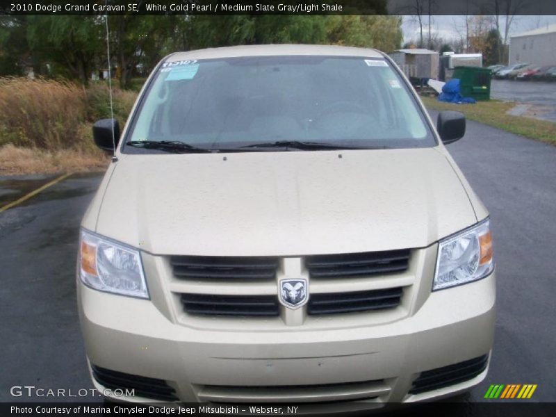 White Gold Pearl / Medium Slate Gray/Light Shale 2010 Dodge Grand Caravan SE