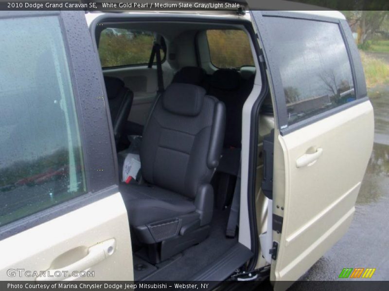 White Gold Pearl / Medium Slate Gray/Light Shale 2010 Dodge Grand Caravan SE