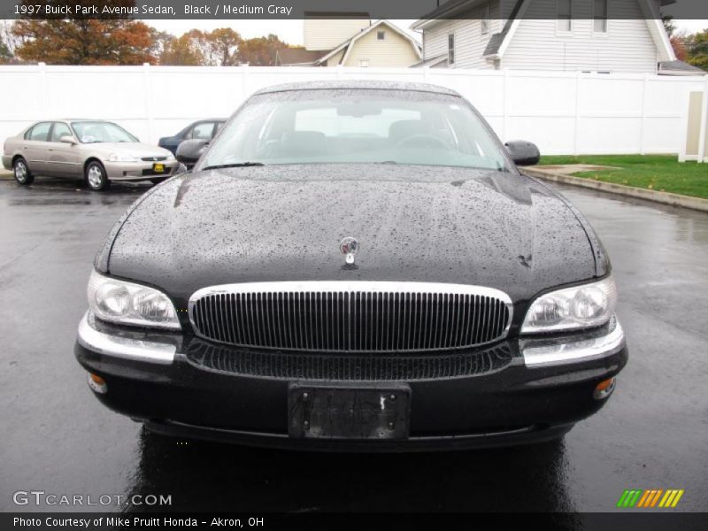Black / Medium Gray 1997 Buick Park Avenue Sedan