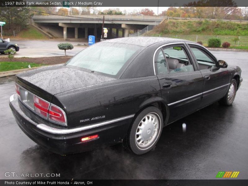Black / Medium Gray 1997 Buick Park Avenue Sedan