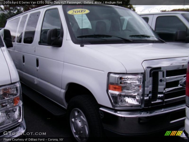 Oxford White / Medium Flint 2009 Ford E Series Van E350 Super Duty XLT Passenger