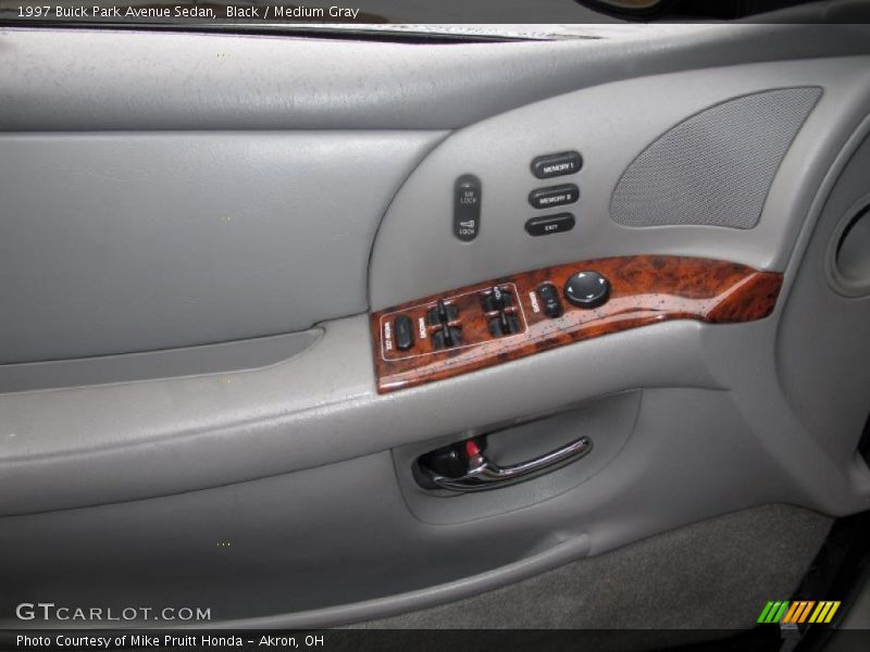 Controls of 1997 Park Avenue Sedan
