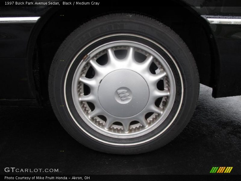  1997 Park Avenue Sedan Wheel