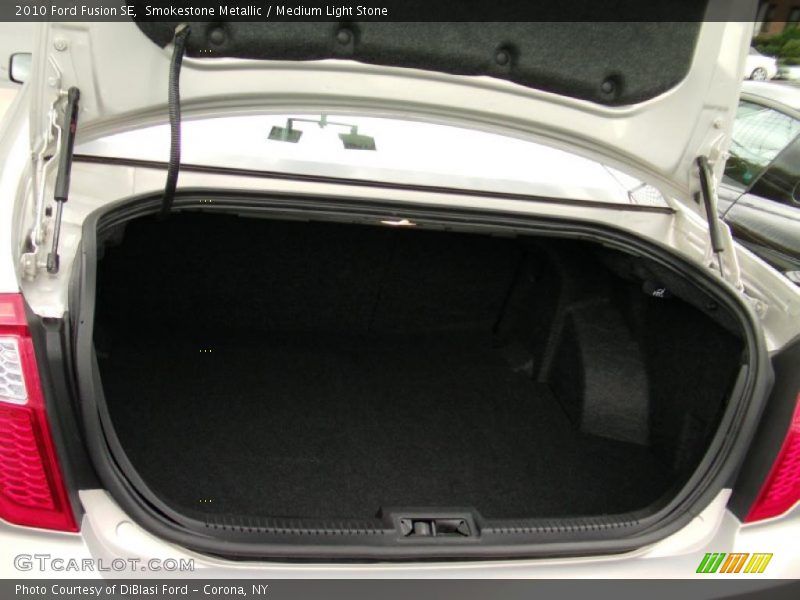Smokestone Metallic / Medium Light Stone 2010 Ford Fusion SE