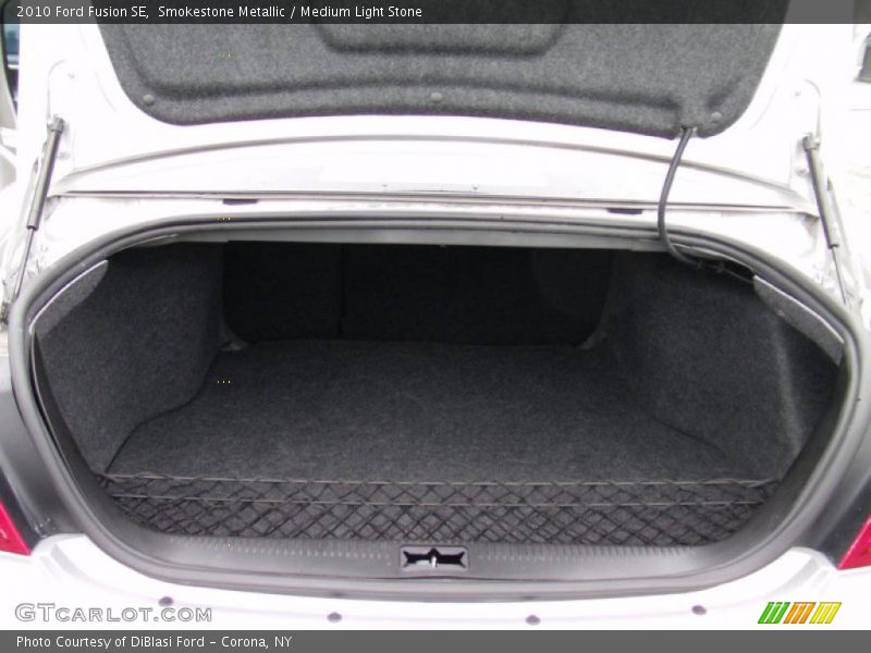  2010 Fusion SE Trunk