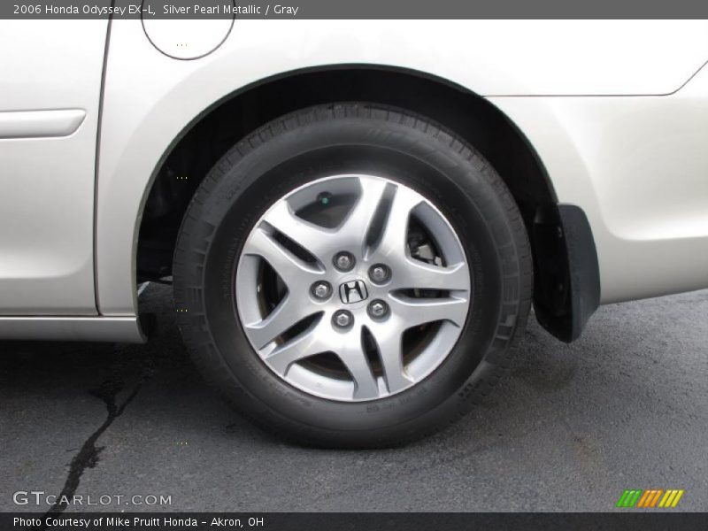 Silver Pearl Metallic / Gray 2006 Honda Odyssey EX-L