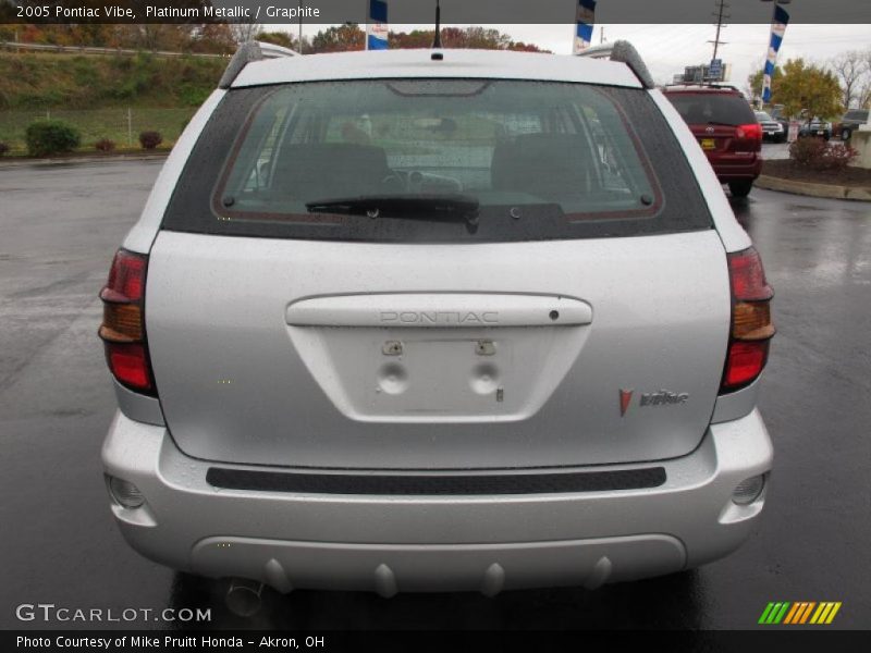 Platinum Metallic / Graphite 2005 Pontiac Vibe