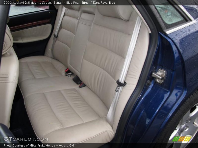  2001 A4 2.8 quattro Sedan Ecru/Royal Blue Interior