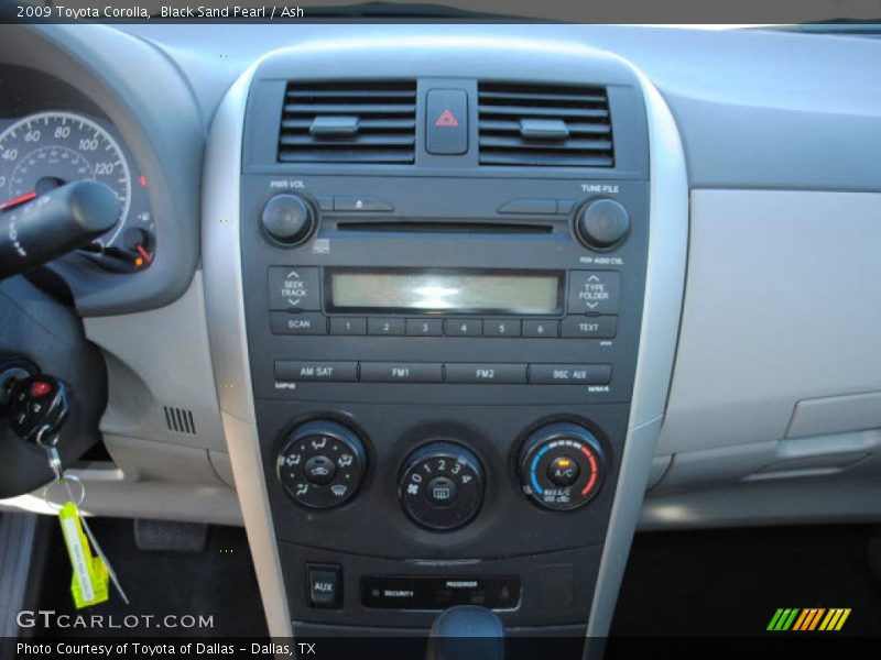 Controls of 2009 Corolla 