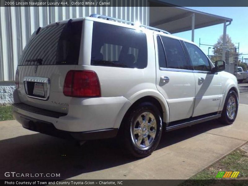 Oxford White / Camel 2006 Lincoln Navigator Luxury 4x4