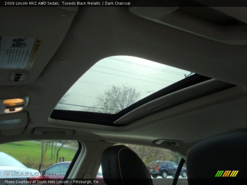 Tuxedo Black Metallic / Dark Charcoal 2009 Lincoln MKZ AWD Sedan