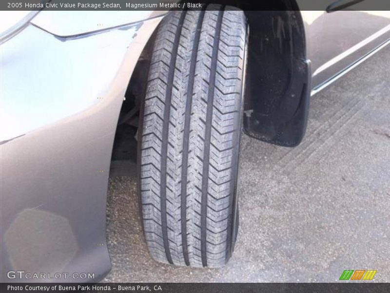 Magnesium Metallic / Black 2005 Honda Civic Value Package Sedan